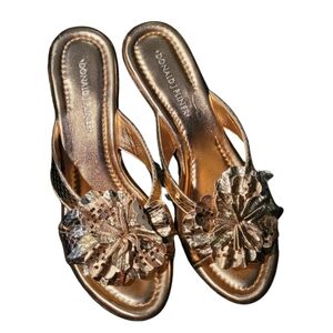 Donald J Pliner Shann Rose gold Wedge Sandals